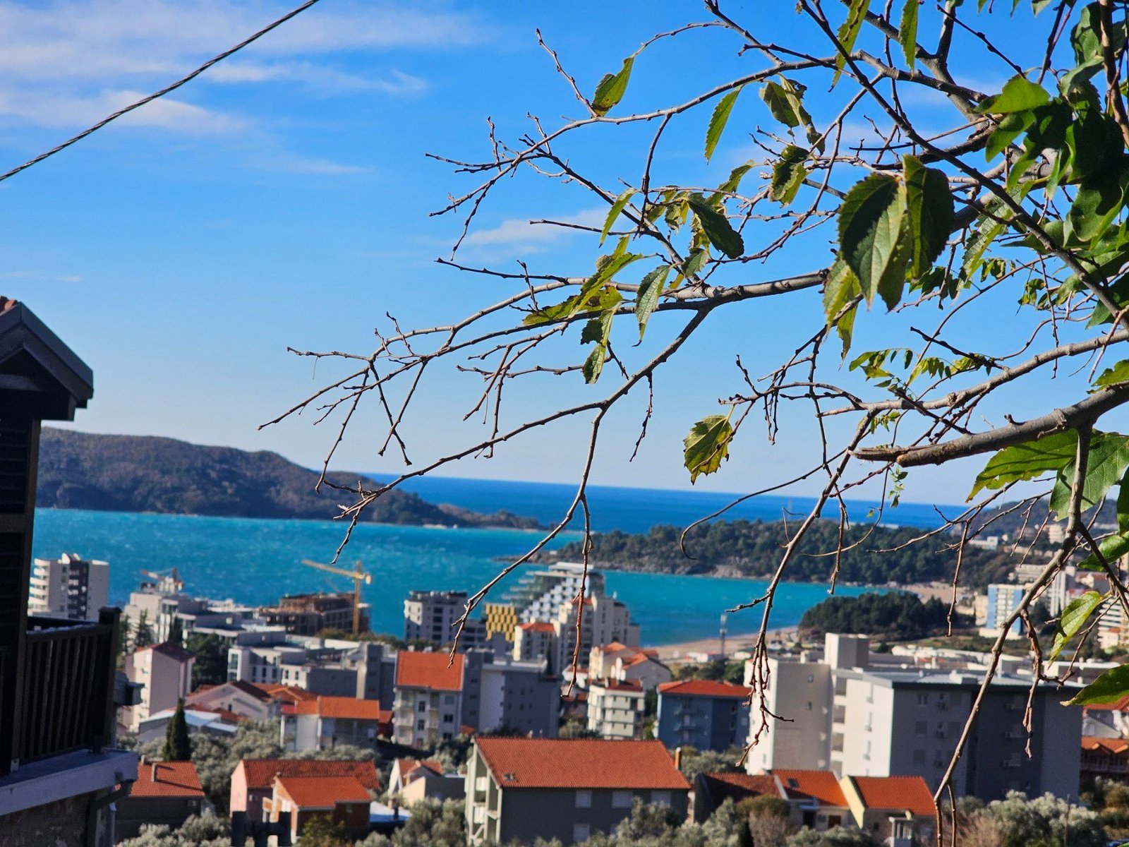 602791c3-f3b0-4fef-b2af-e9207052702f