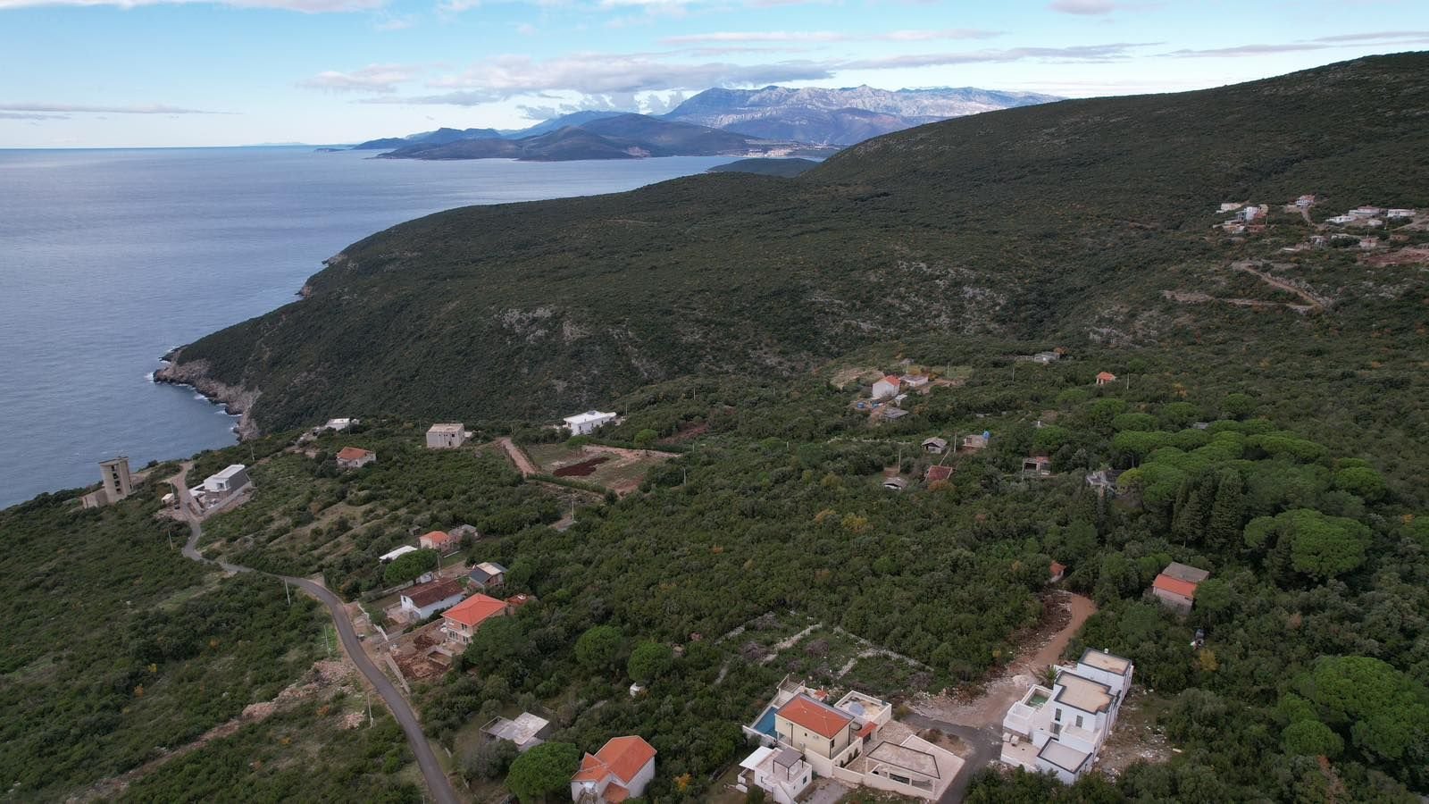 6593fb74-d892-4150-b2be-92bfc963f2ac