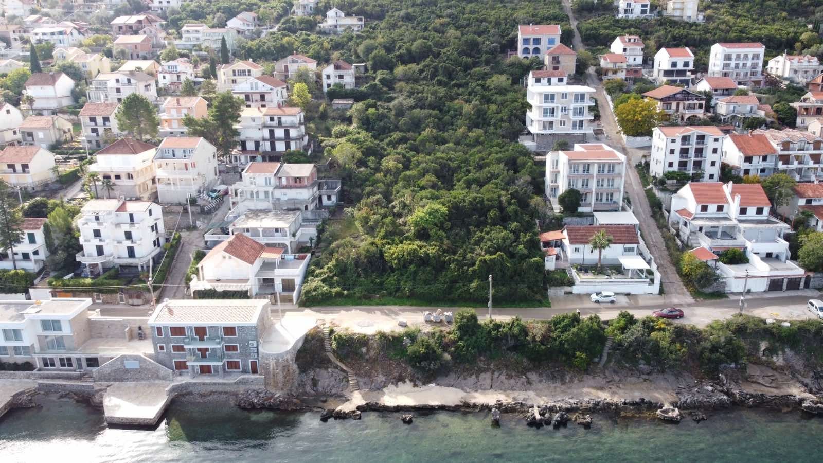 IMG-d995daf1dde6b941f0b03e66a29a6f43-V