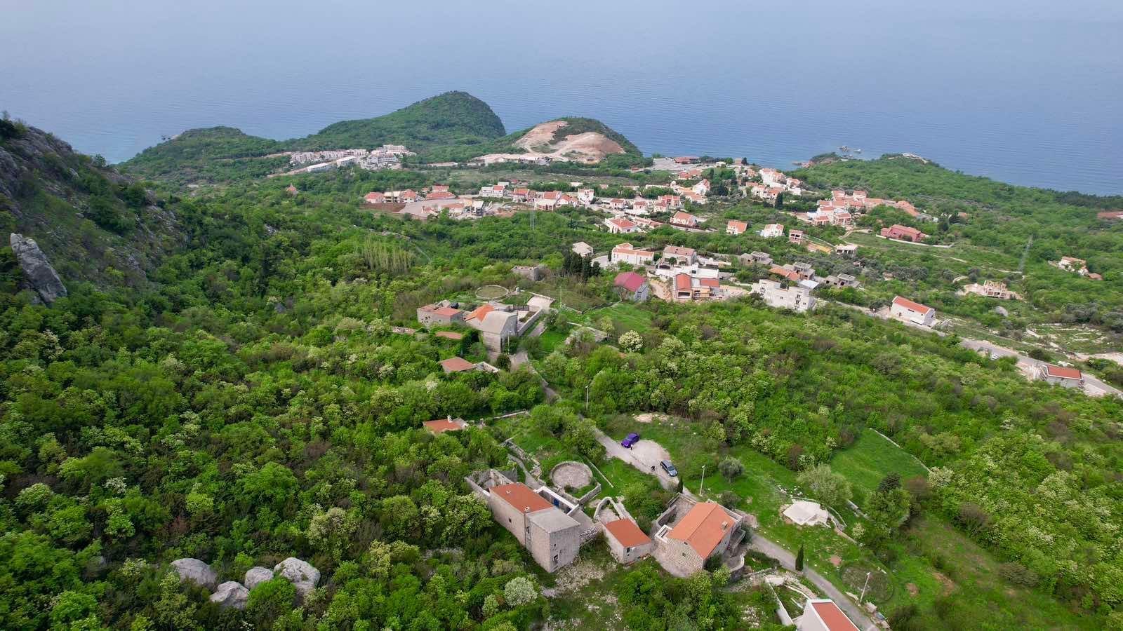 a1905bc5-5171-4eb0-bb4b-7d42ef5a94b5