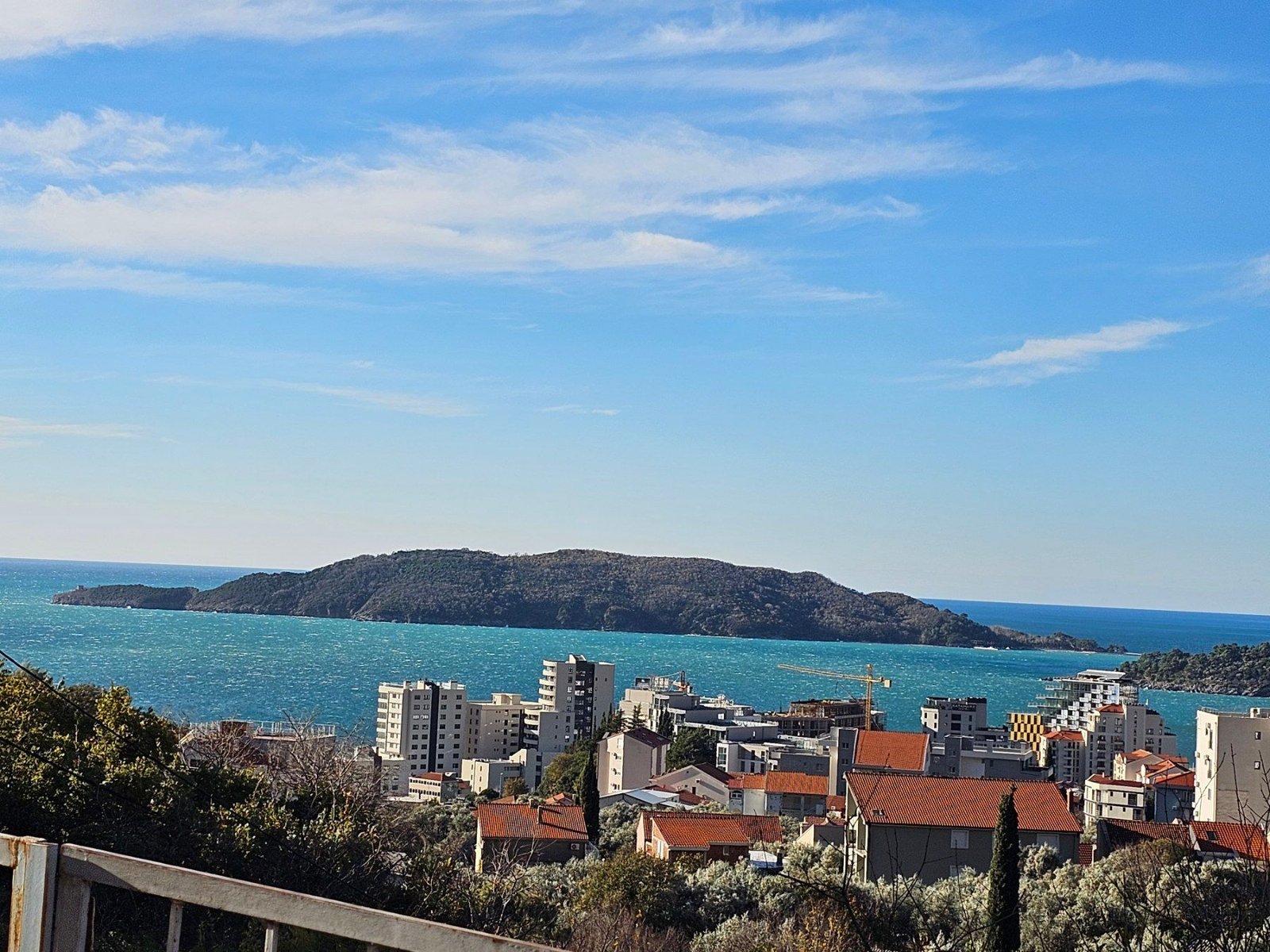 e56d48f1-ee22-415a-8099-29c496f87ccf