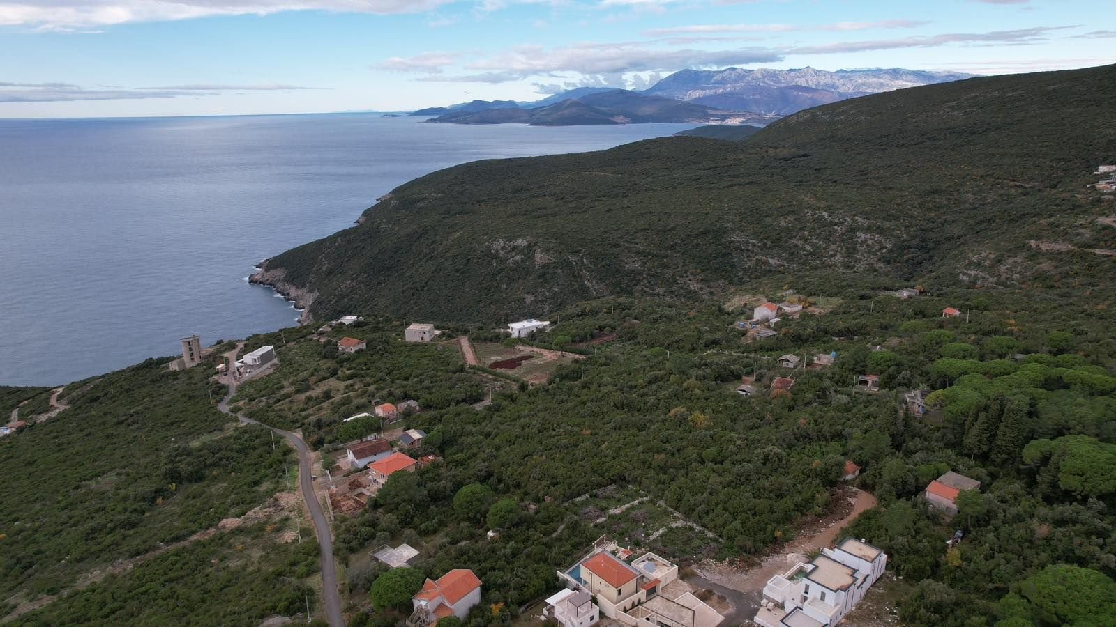 ea73eeb6-8c9c-4f26-b051-6a139b5679ce