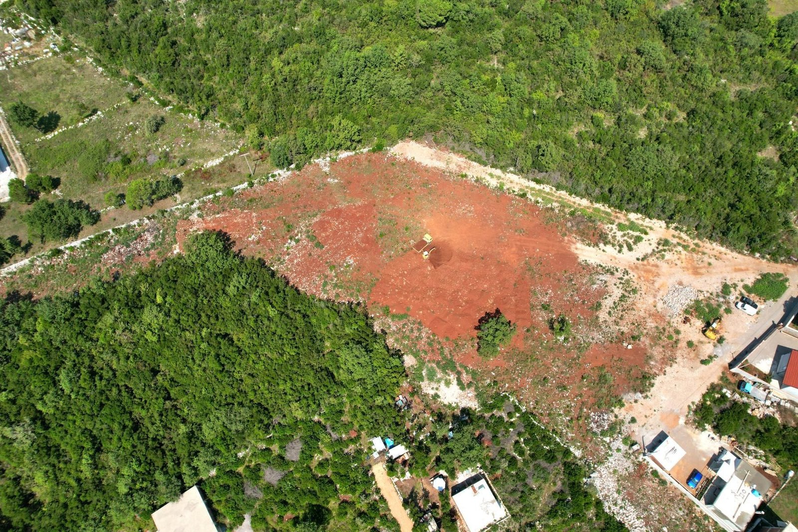 f8281c42-644d-4102-9e54-47ebbe17b4ba